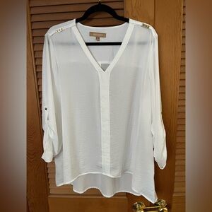 Ellen Tracy Sheer Top roll tab sleeve in white size large